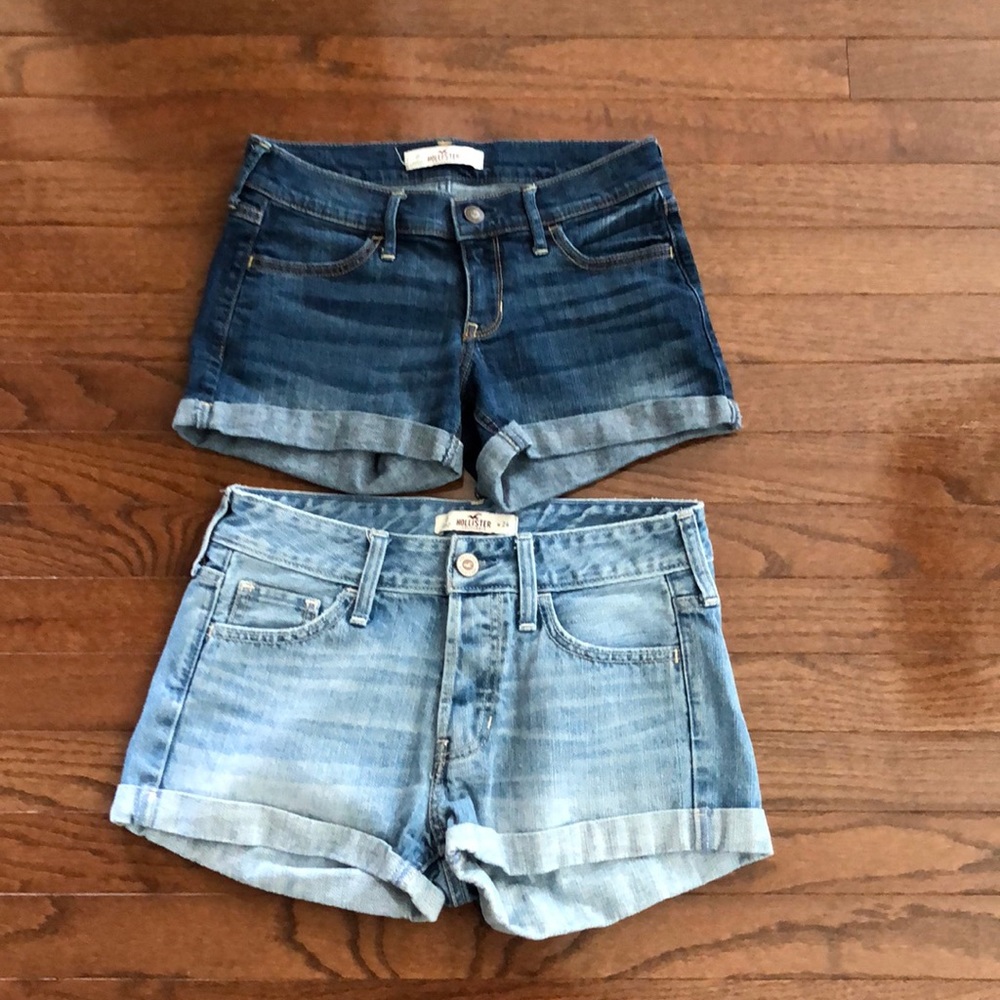 2 pair of Hollister shorts